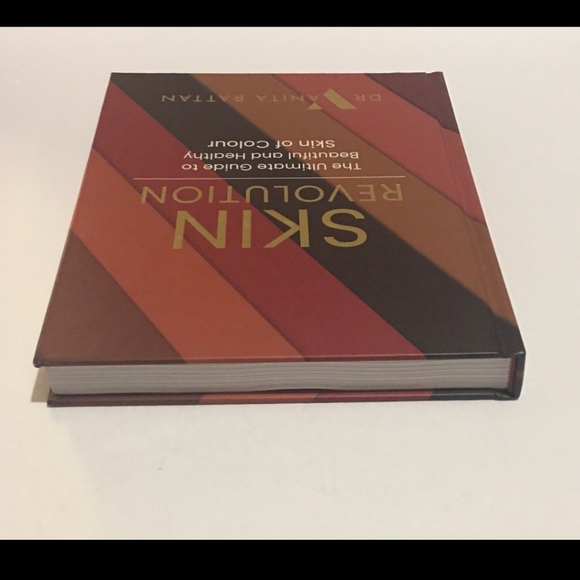 🚫SOLD🚫Skin Revolution: The Ultimate Guide to Beautiful Healthy Skin of Colour - Picture 4 of 4